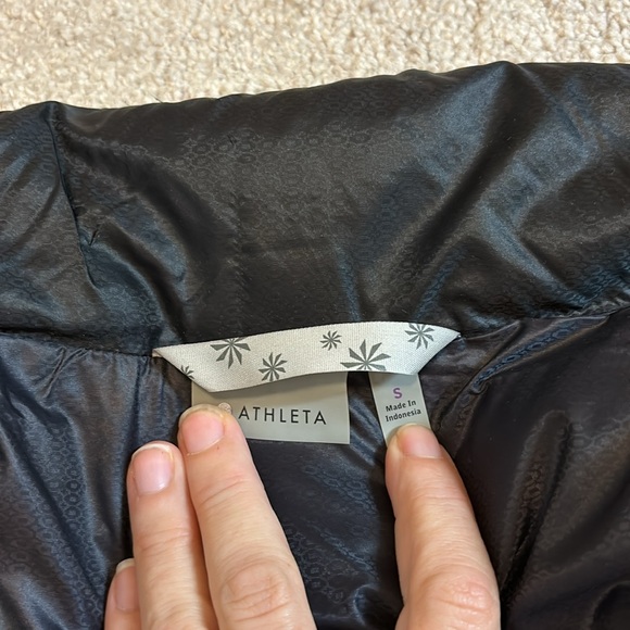 Athleta goose down puffer vest size small black - Picture 4 of 5